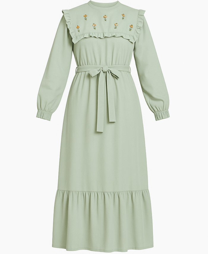 Robe Brodée Fleurie – Menthe – Coupe Classique Voilée