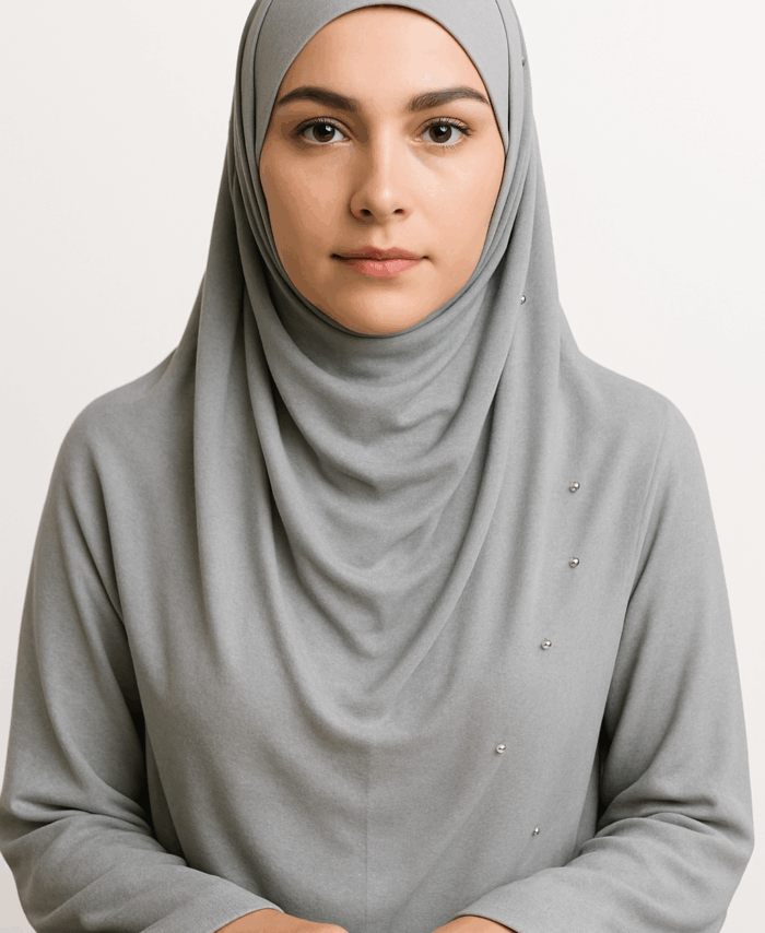 Châle Magnétique Perlé avec Bonnet Intégré – Gris – 100 % Viscose